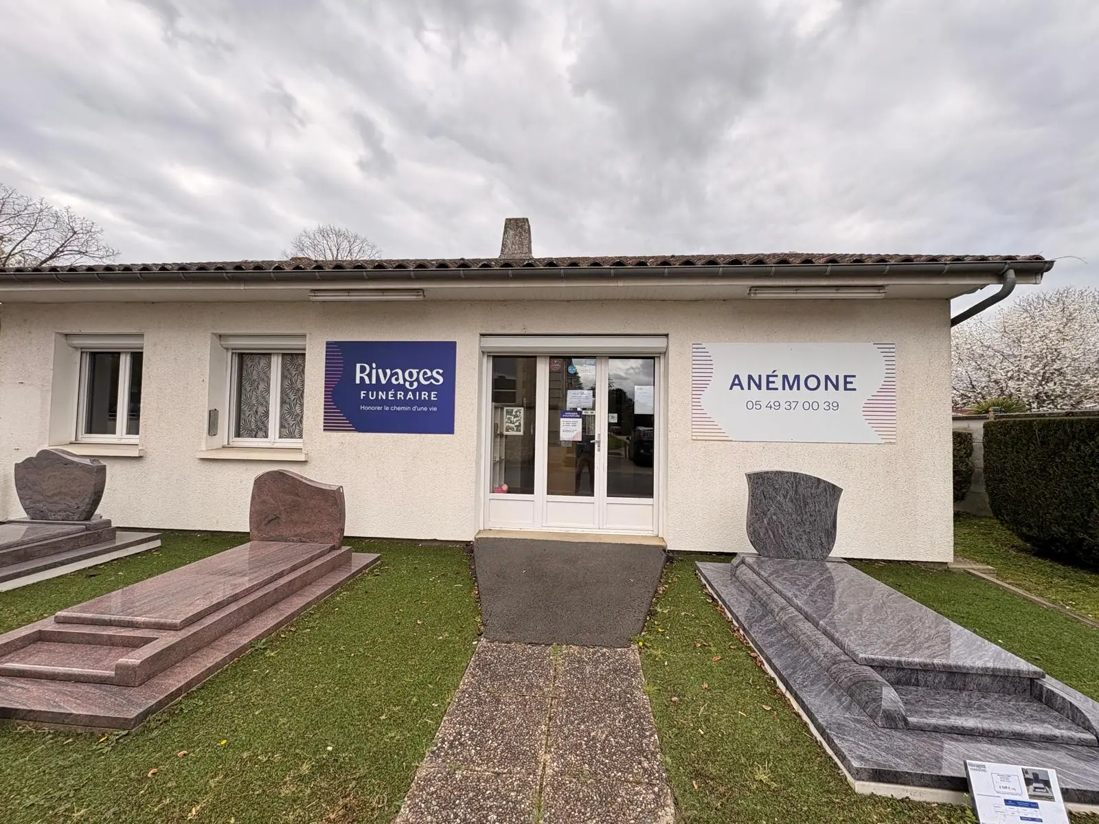 Agence Rivages Funéraire – Anémone Jaunay-Clan